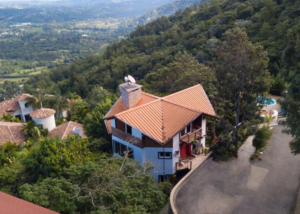 Mansion Dubai-Mountain-Jacuzzi-4Br-Jamaca De Dios Villa Харабакоа Екстериор снимка